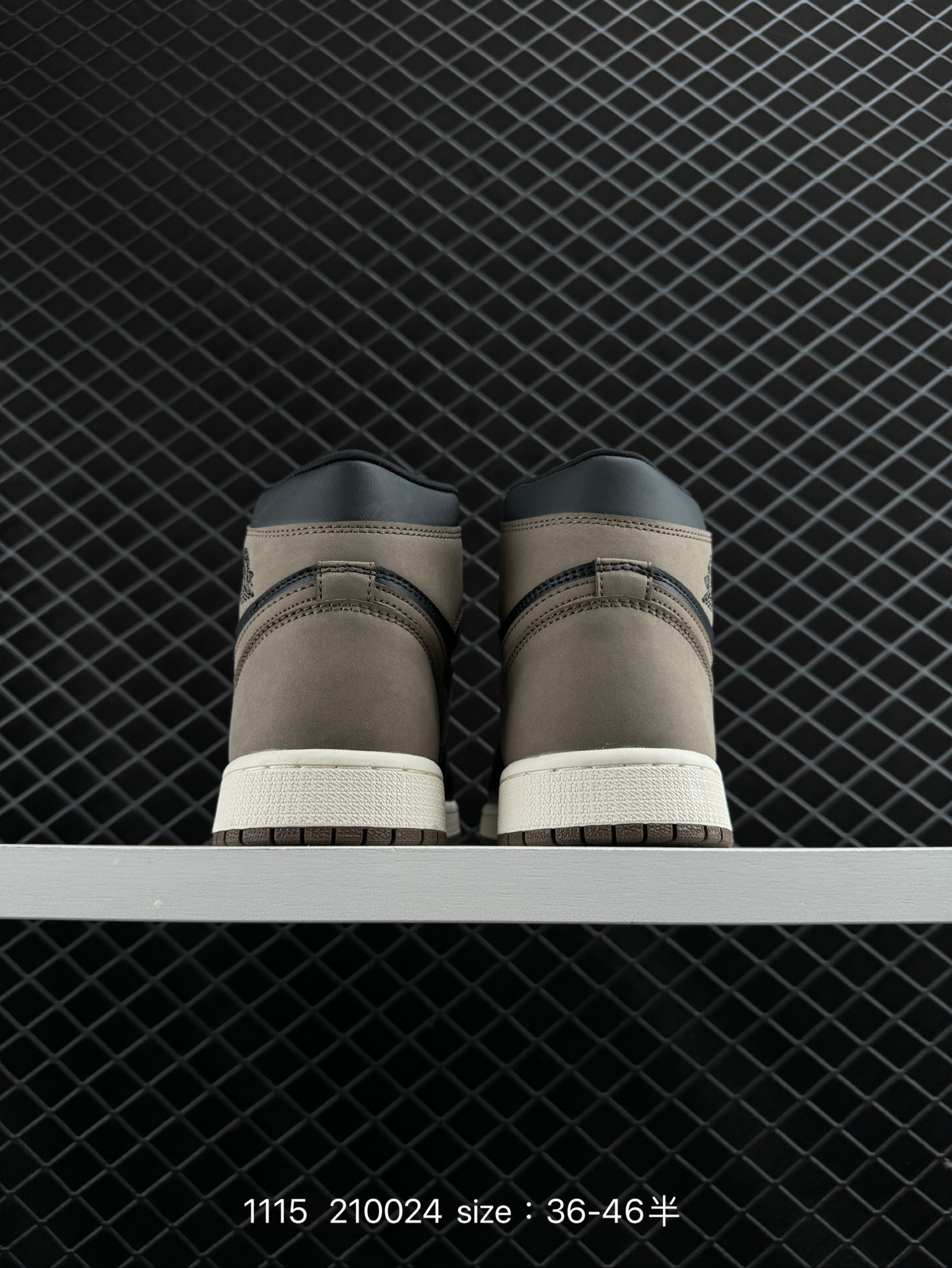 Nike AIR JORDAN 1 RETRO HIGH